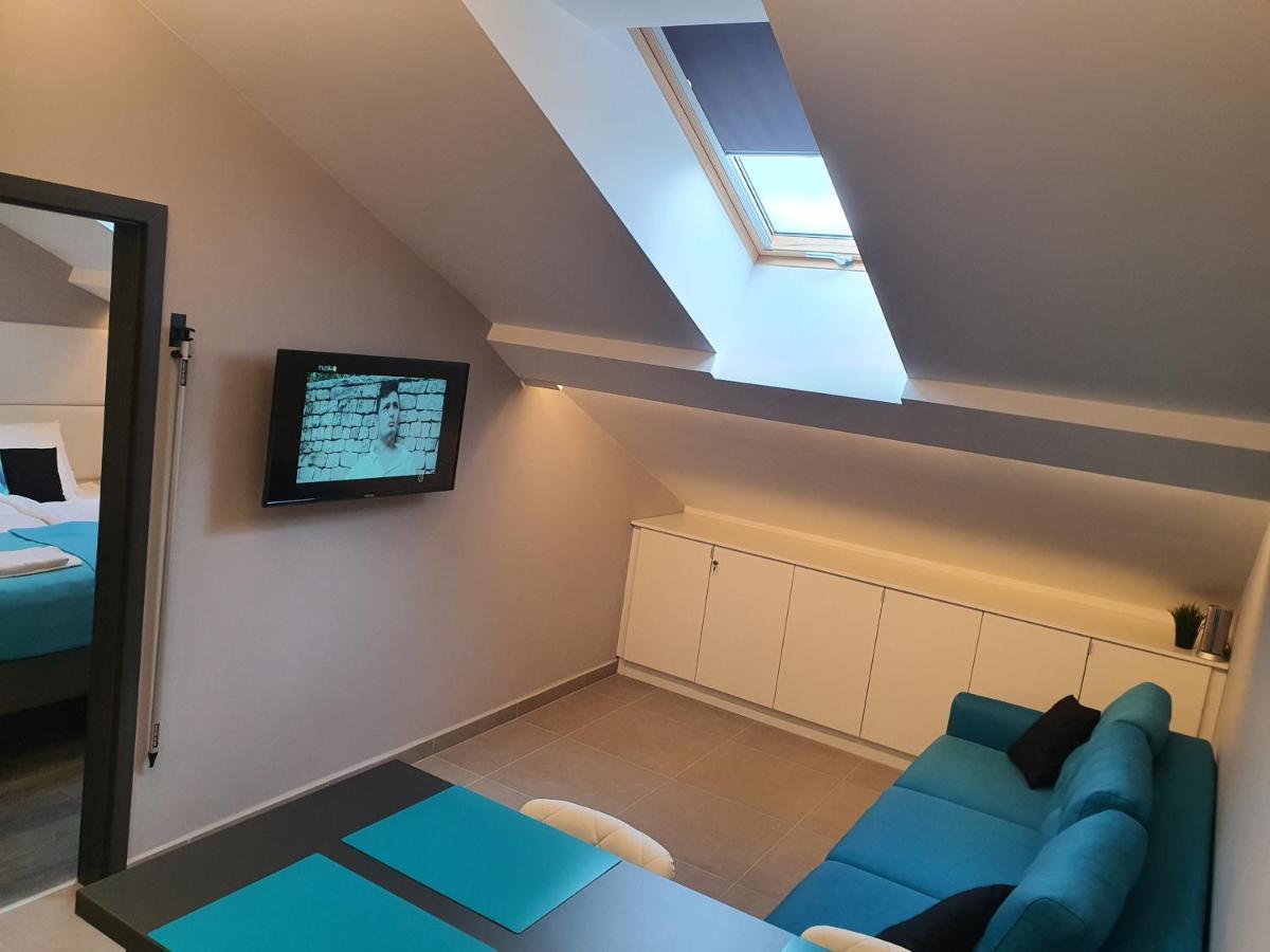 Kaposvar Apartman Eksteriør bilde