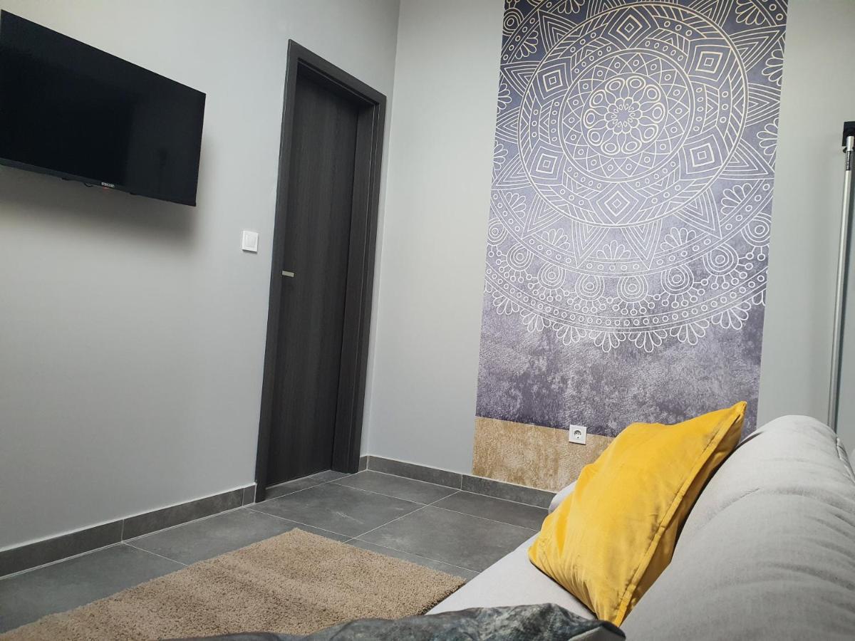 Kaposvar Apartman Eksteriør bilde