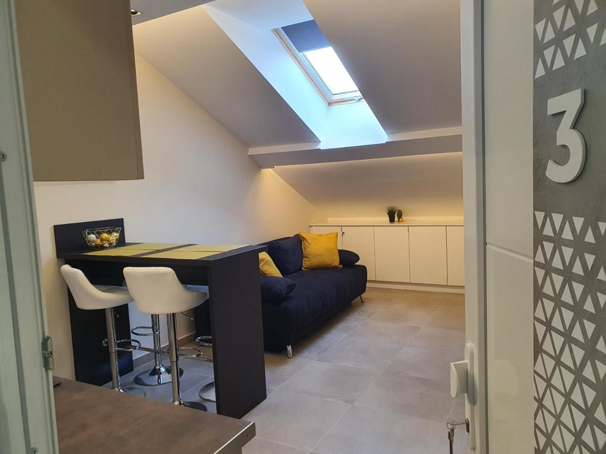 Kaposvar Apartman Eksteriør bilde